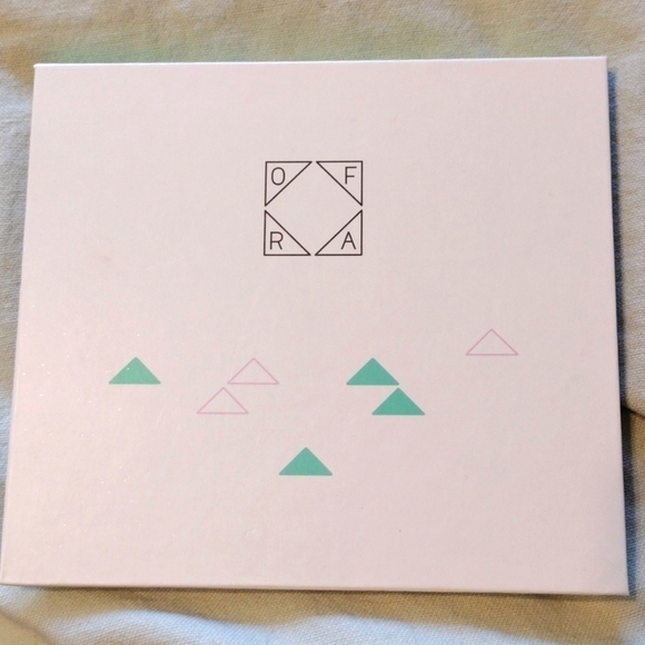 OFRA Other - Ofra good to go mini mix face palette